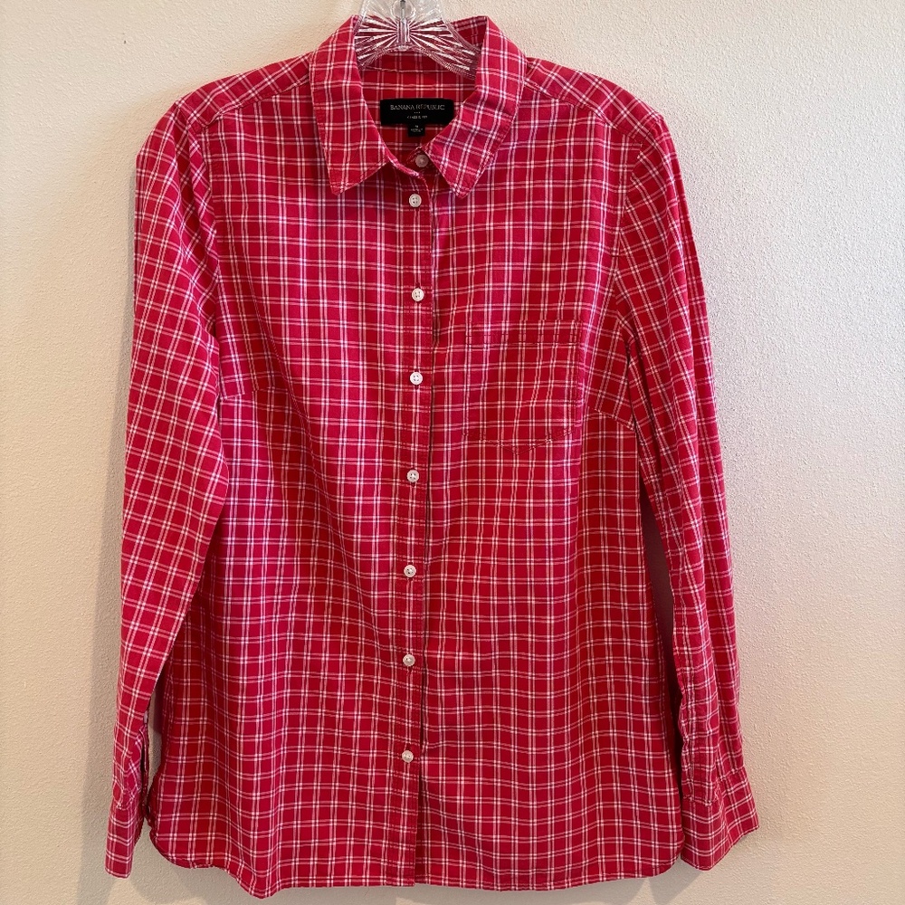 Banana Republic Women's Classic Fit Long Sleeve SZ S Red White PlaidButton Down